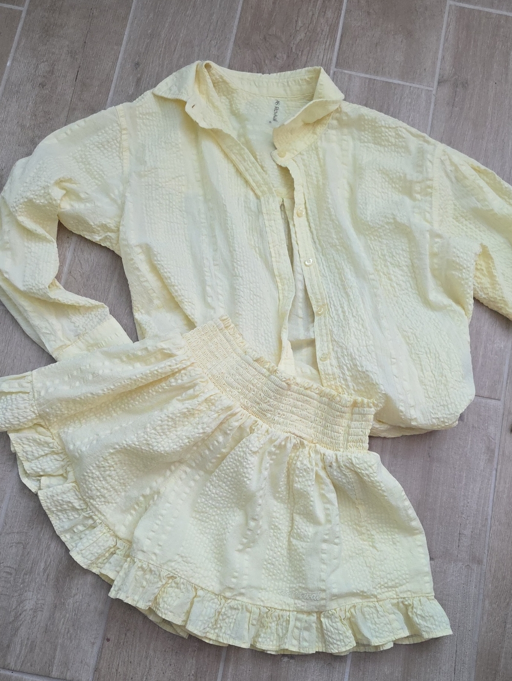 Light Yellow Ruffled Smocked-Waist Women's Shorts